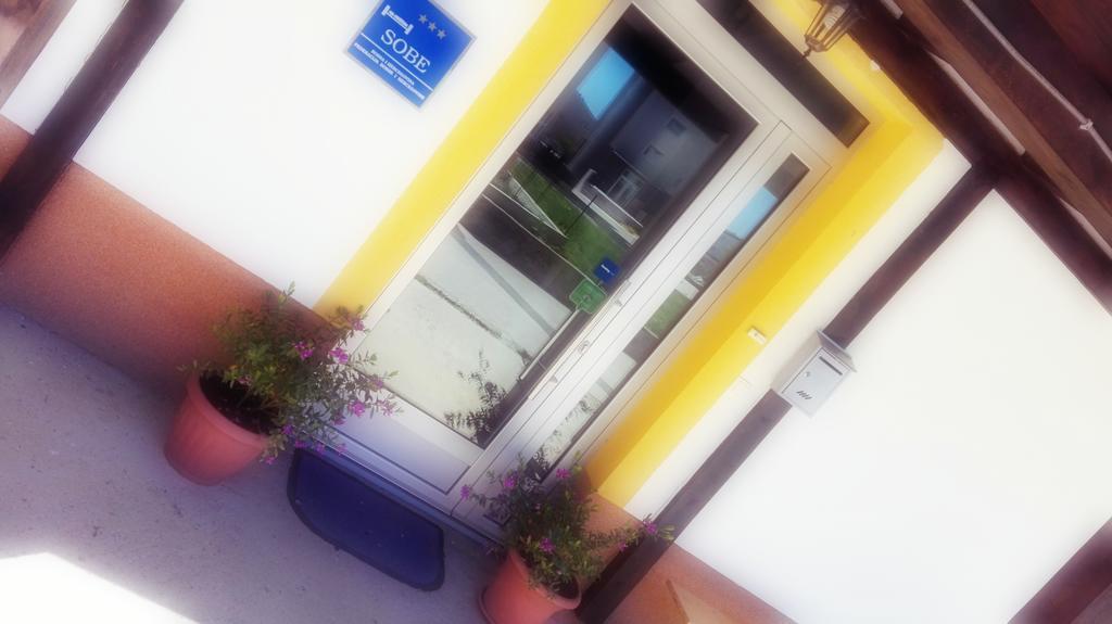 Pansion Eden Bed & Breakfast Medugorje Bagian luar foto